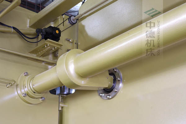ZDP-20050高精度扭軸同步裝置，采用知名品牌關節軸承，經久耐用.jpg